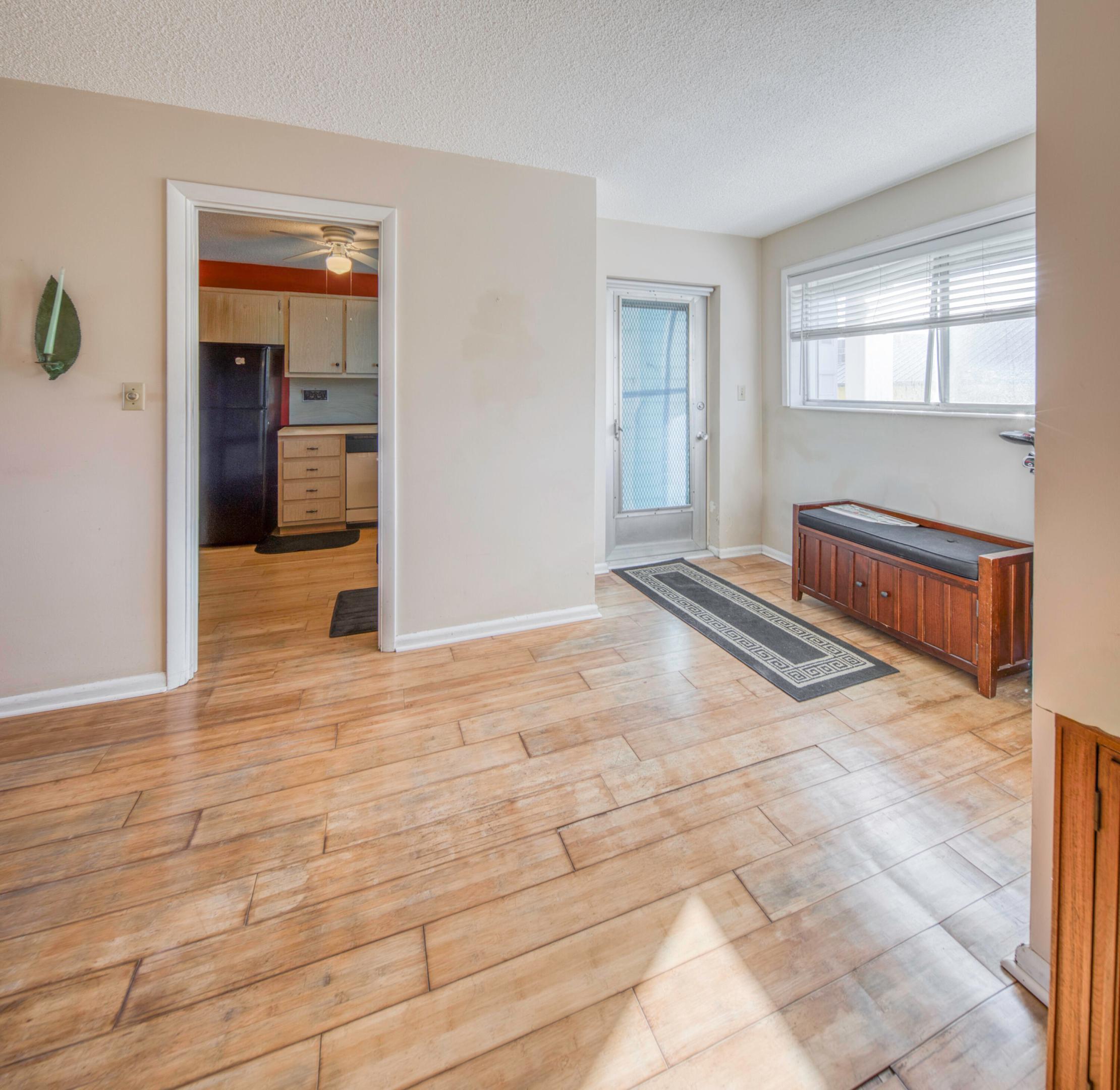 FLEUR DE LIS CONDO - Residential