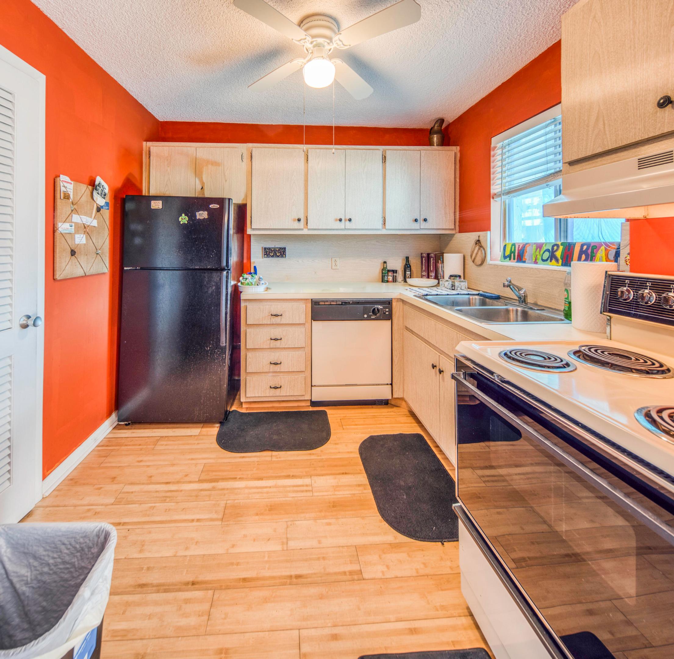 FLEUR DE LIS CONDO - Residential