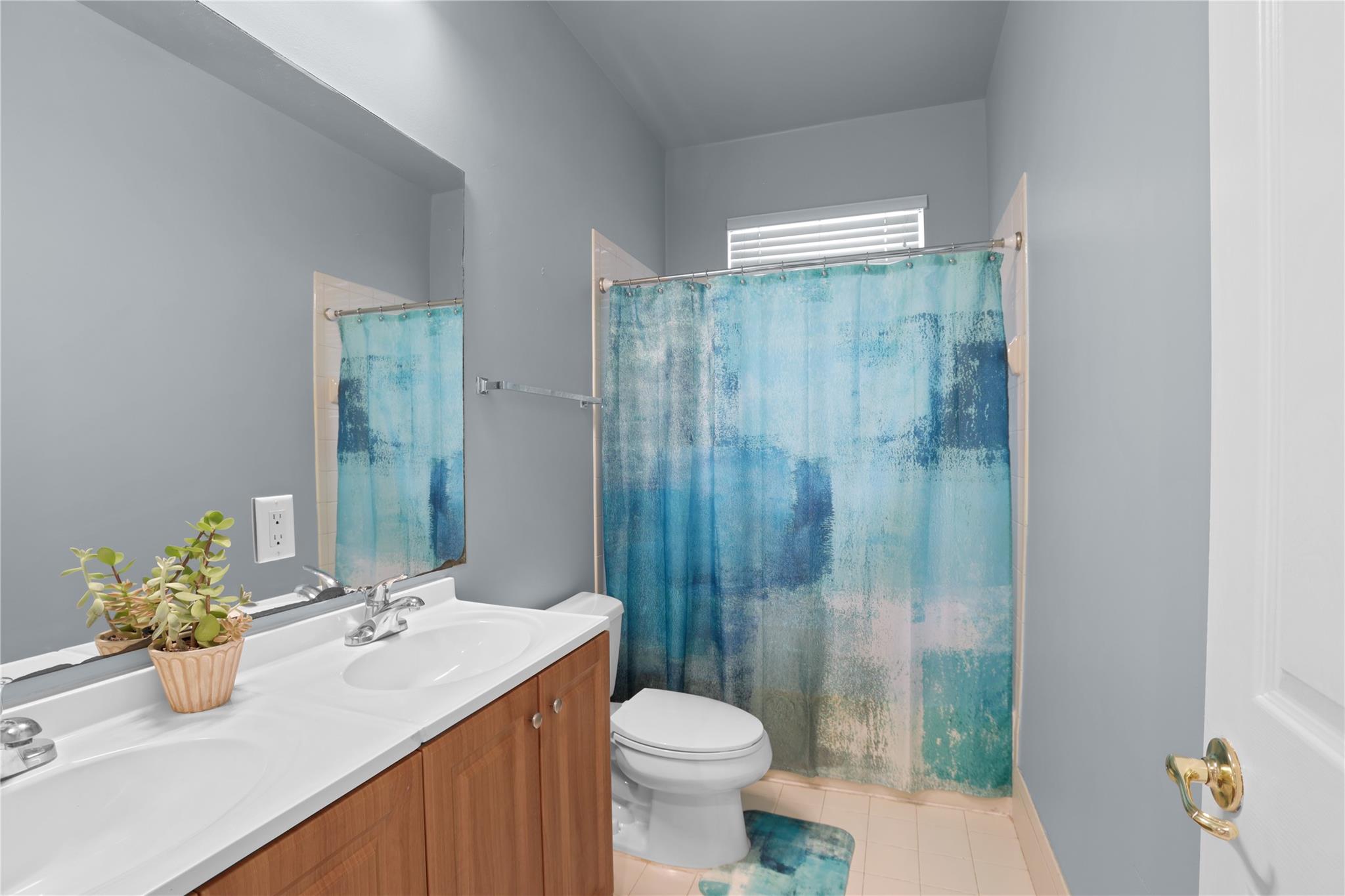Pod 7 At Monarch Lakes 16 - Residential