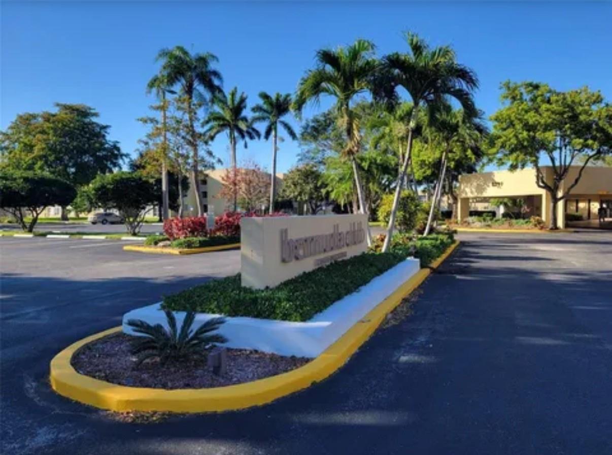 Bermuda Club - Residential
