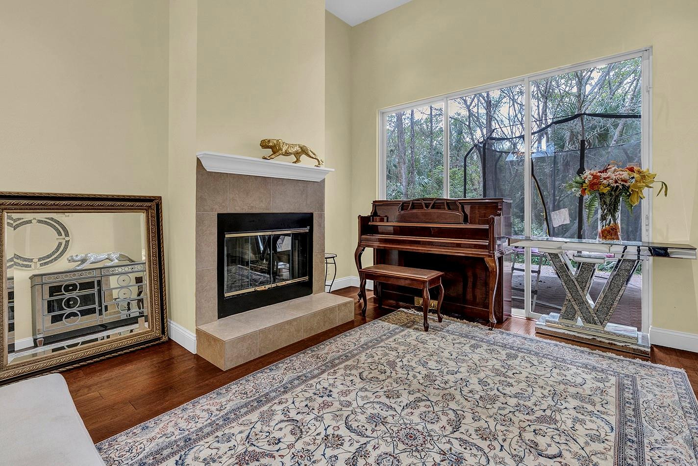 SECRET POND170-70 - Residential