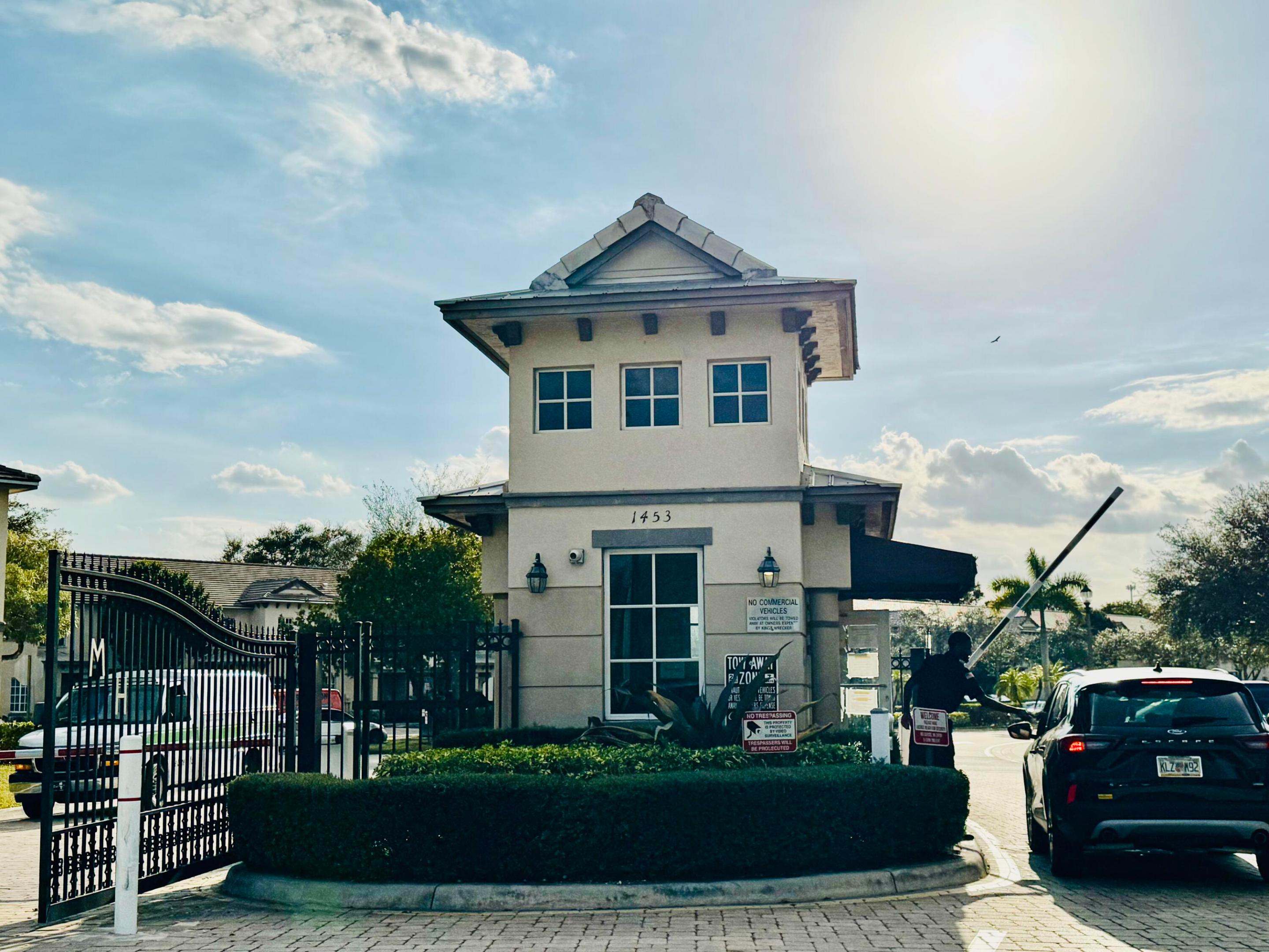 Marsh Harbour - Residential