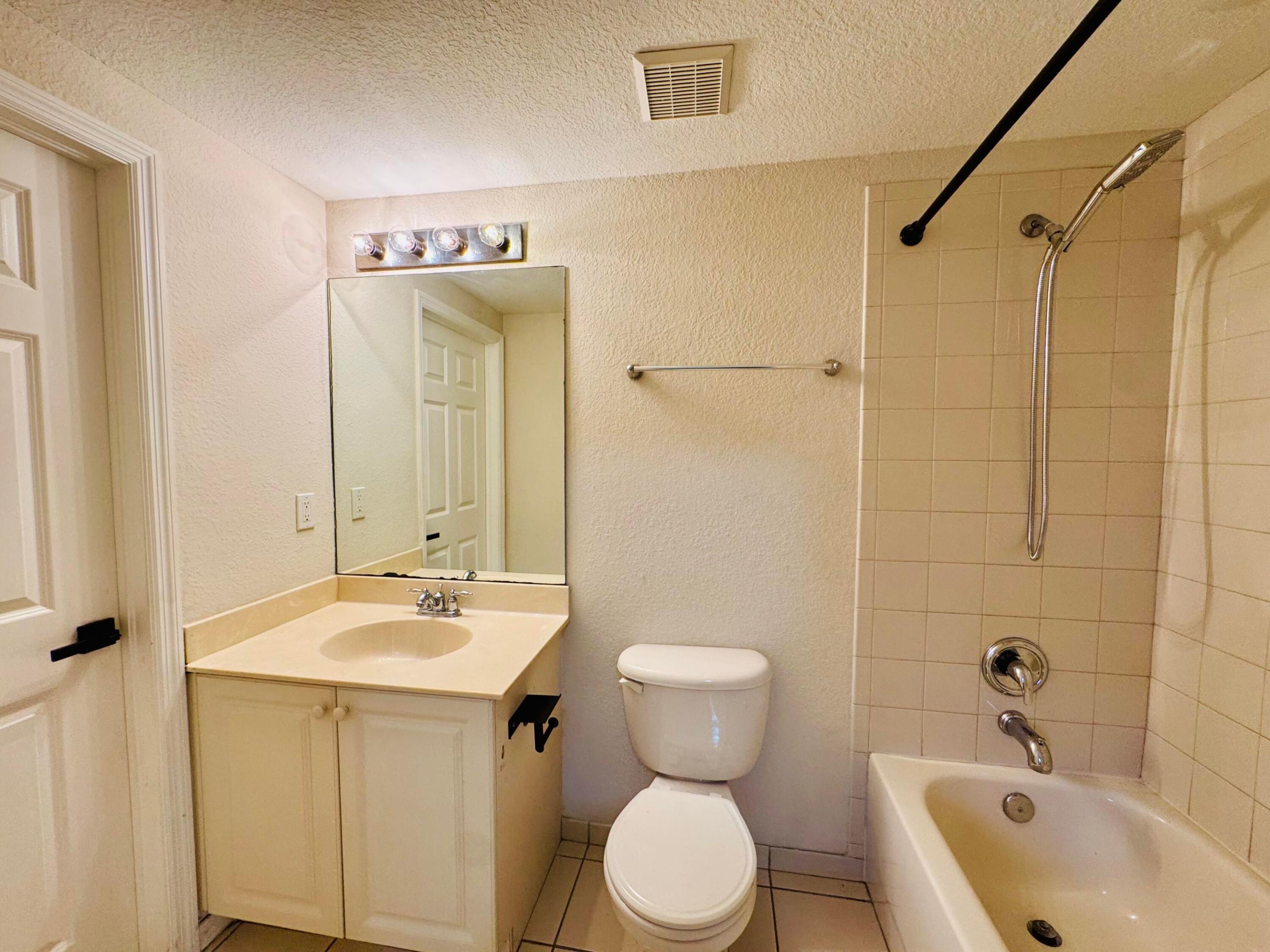 Marsh Harbour - Residential