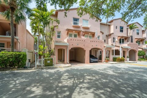 2005 Oceanwalk Ter 300 Pompano Beach FL 33062