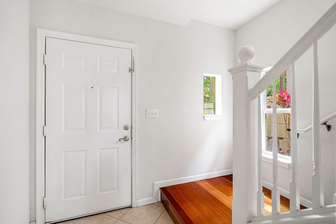 2005 Oceanwalk Terrace 300