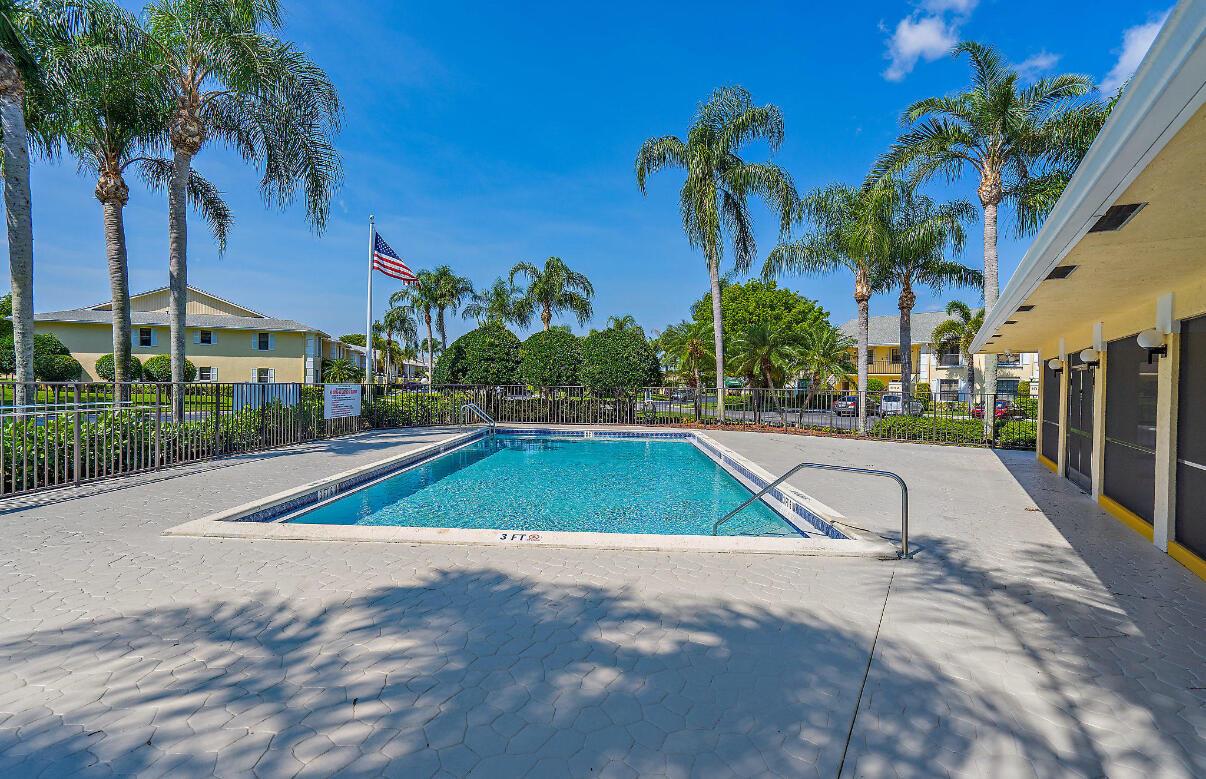 1132 Keystone Drive N C