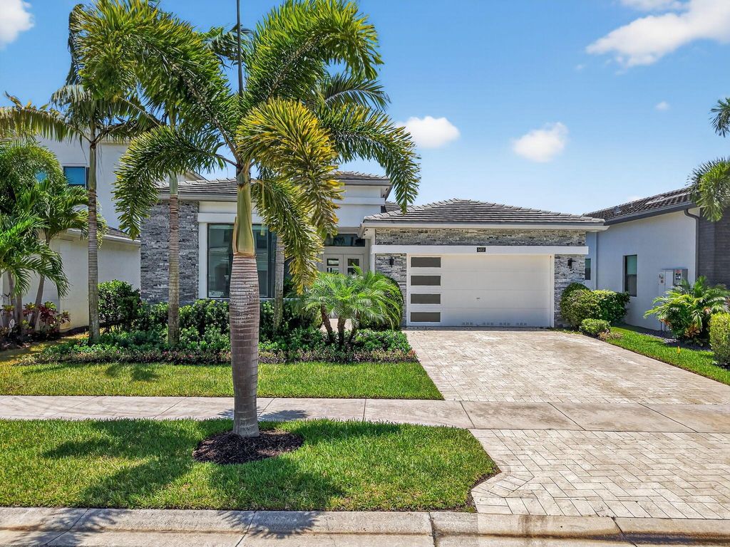 Photo of 9072 Benedetta Place, Boca Raton, FL 33496 (MLS # R11097216)