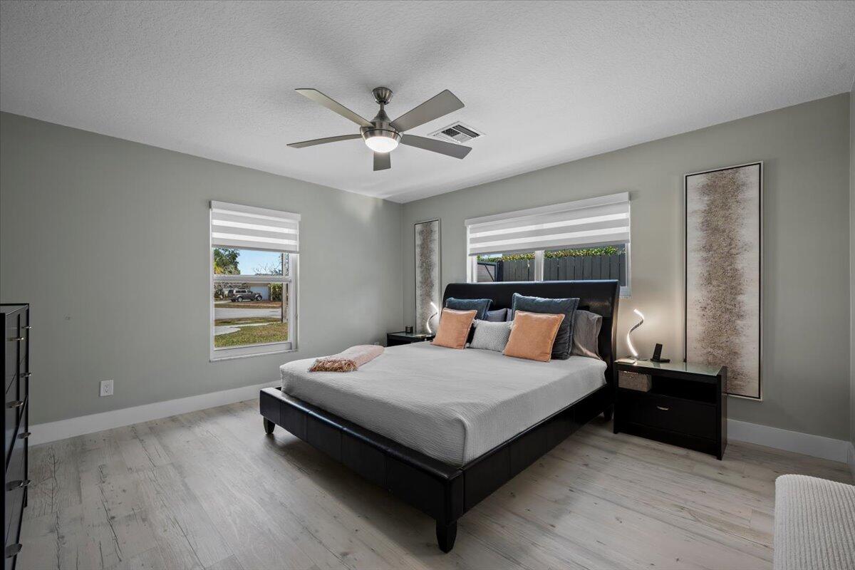 SOUTH SHORE 2 OF WELLINGTON - Residential