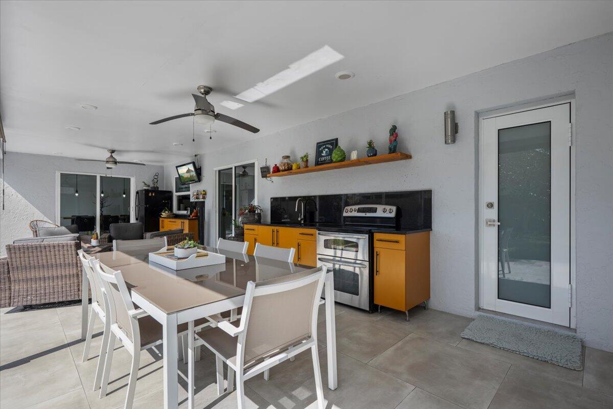 1591 Wyndcliff Drive