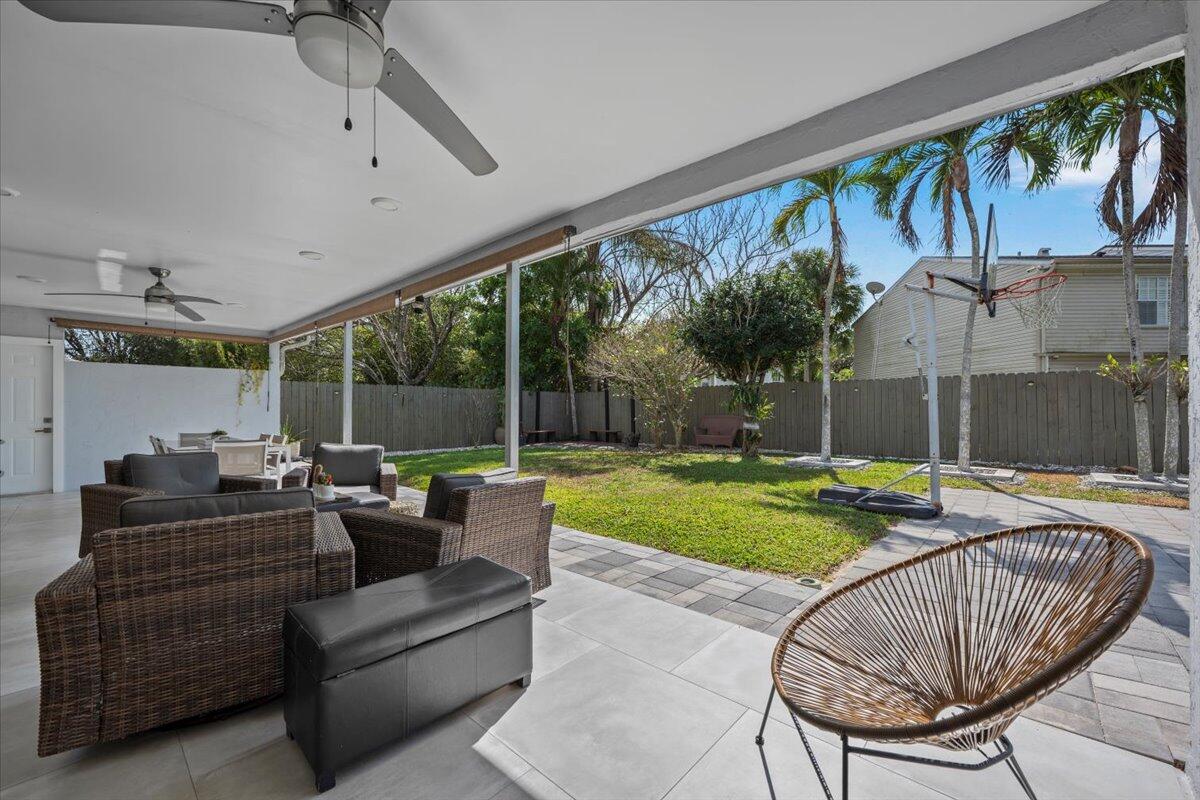 SOUTH SHORE 2 OF WELLINGTON - Residential