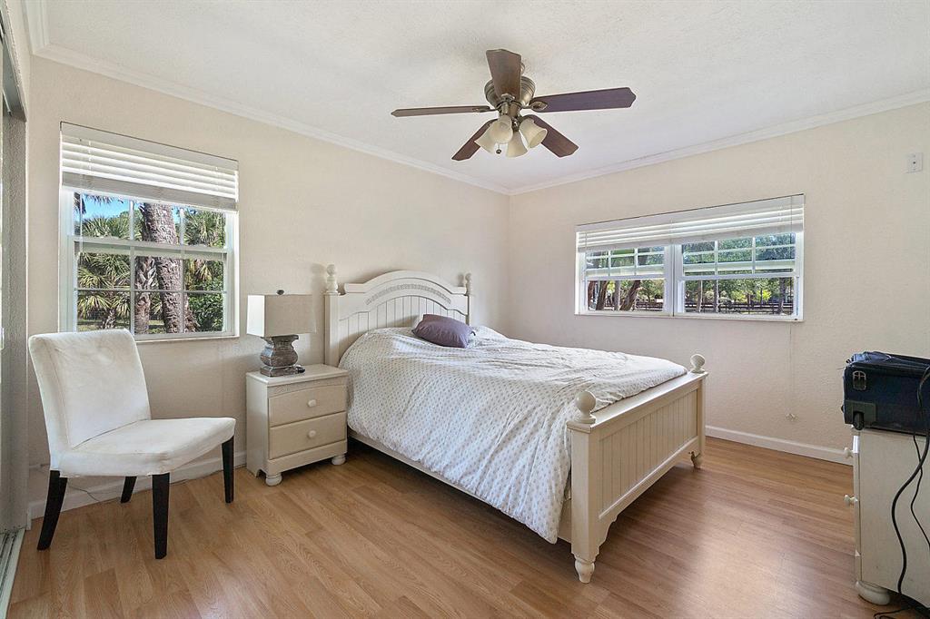 LOXAHATCHEE GROVES - Residential