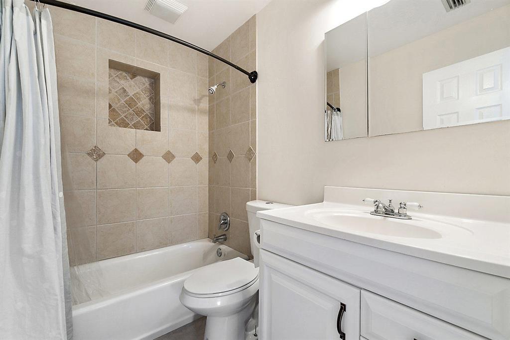 LOXAHATCHEE GROVES - Residential