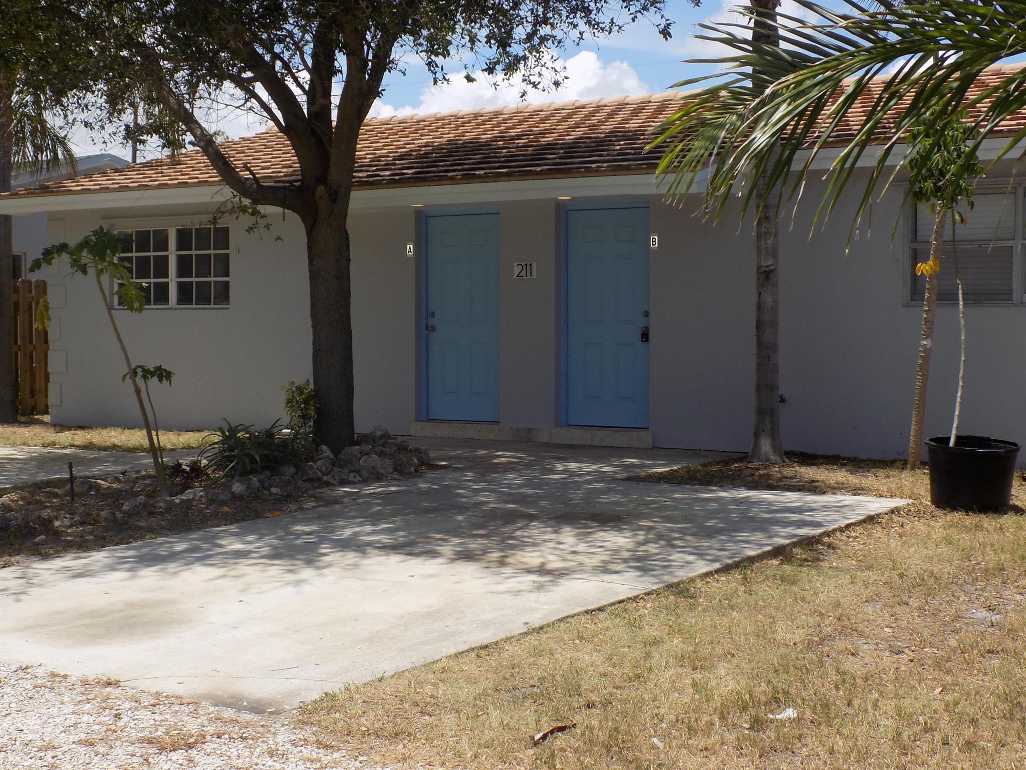 One Bedroom One Bath Apartment *Central A/C* All Tile Enjoy yourself living East Boynton. Updated Kitchen Area with features like granite counters. Spacious with tile all around. Fenced in rear yard. Front driveway 1 vehicle. Great location. Close to Publix, shopping and Boynton City Beaches along the Woolbright corridor. Easy to commute to I-95. Sorry no washer/ dryer on site. tenant pays the electric/Water. Pets Allowed. Ideal landlords.