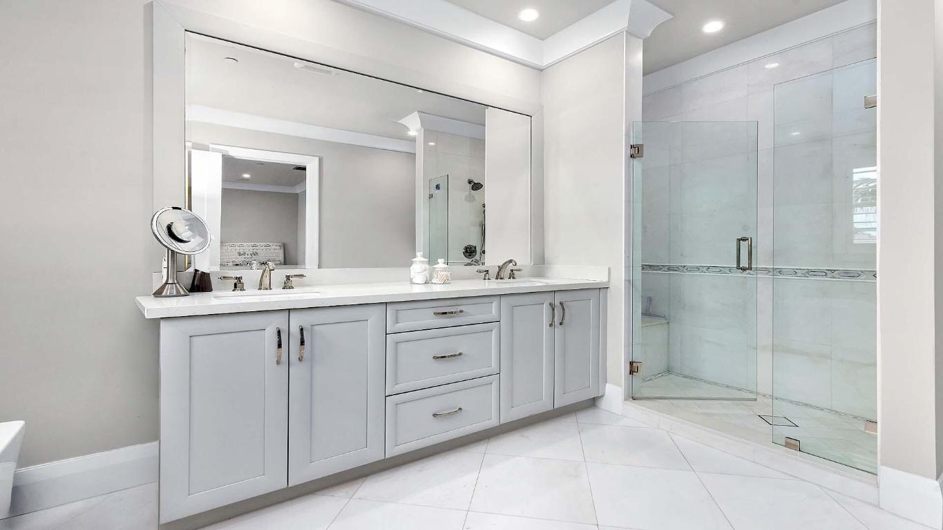 WINDSOR - Residential