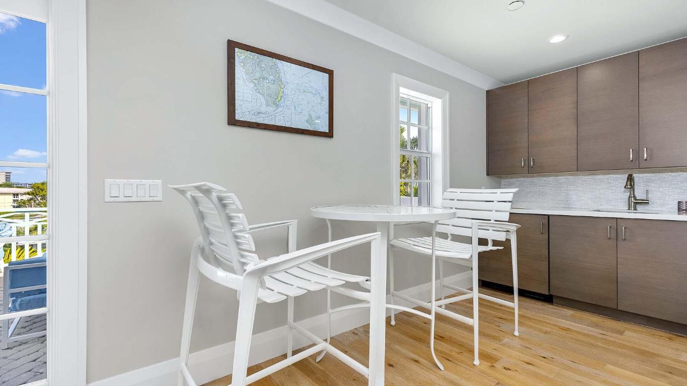 WINDSOR - Residential