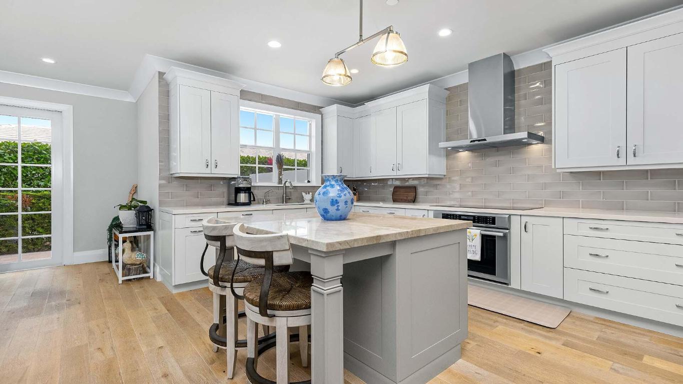 WINDSOR - Residential