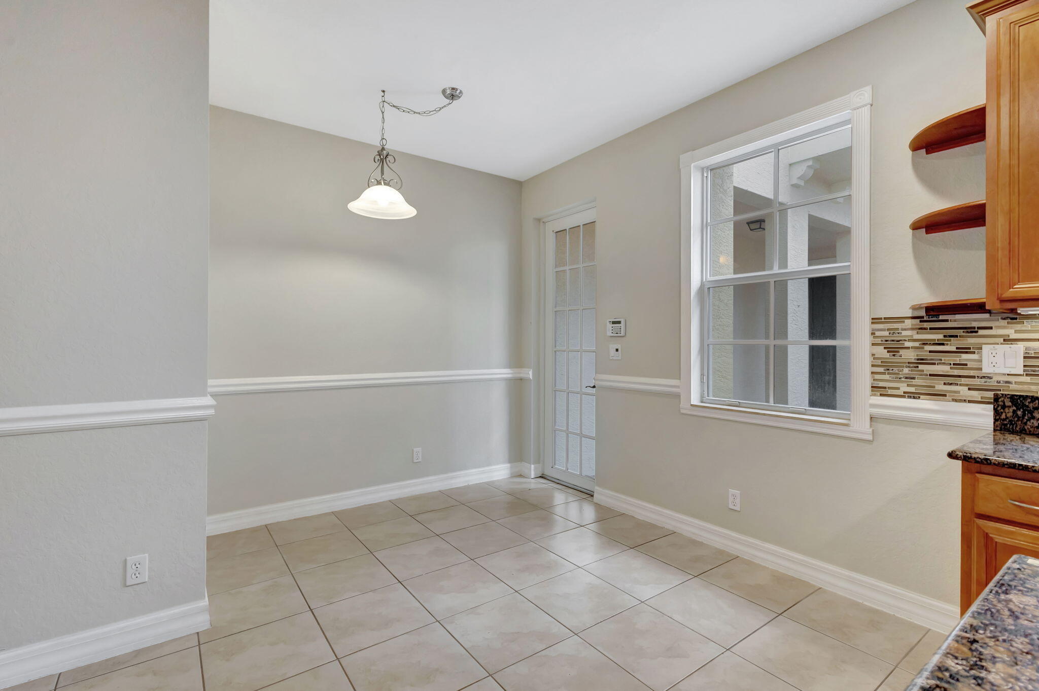 CANTERBURY PLACE - Residential
