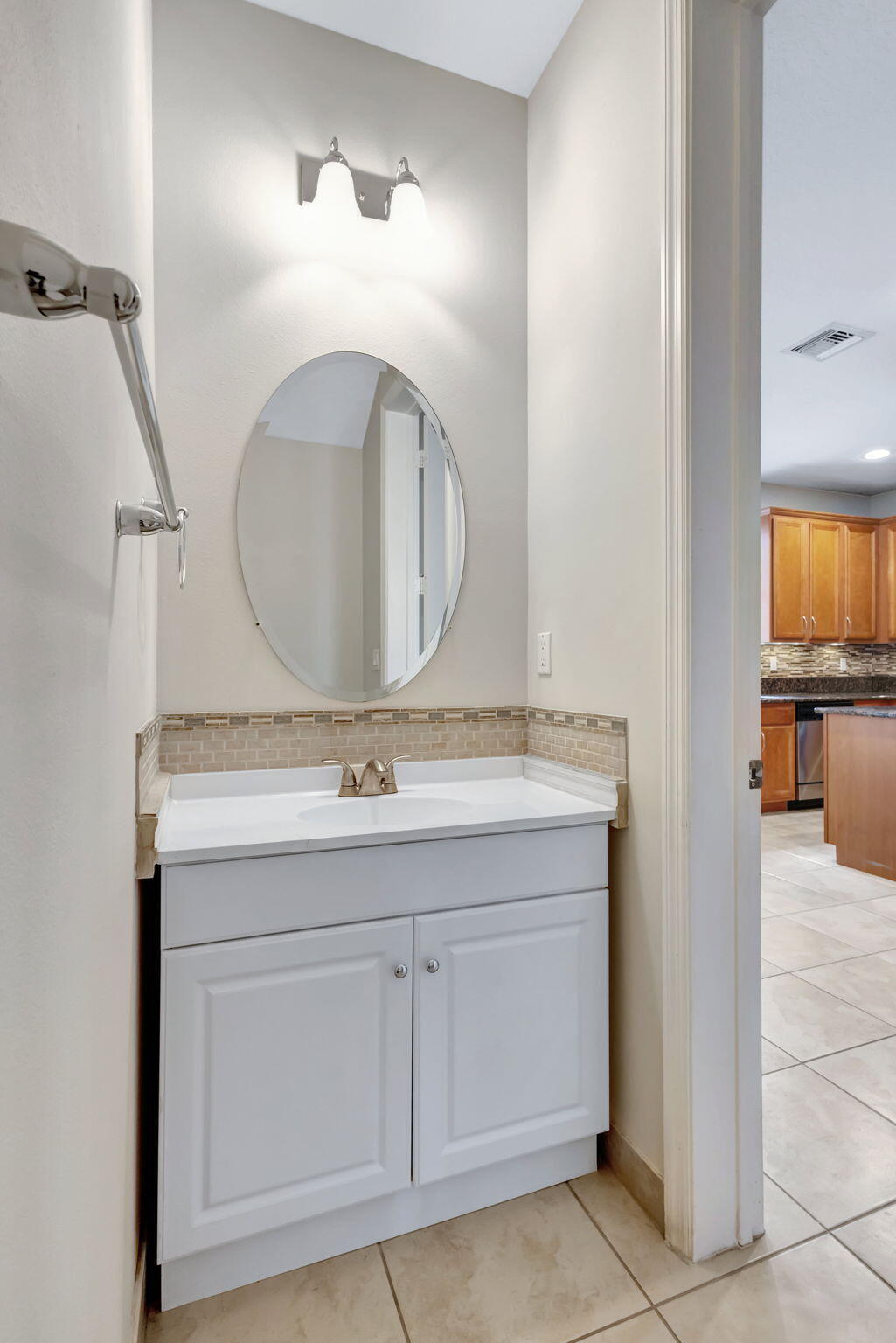 CANTERBURY PLACE - Residential