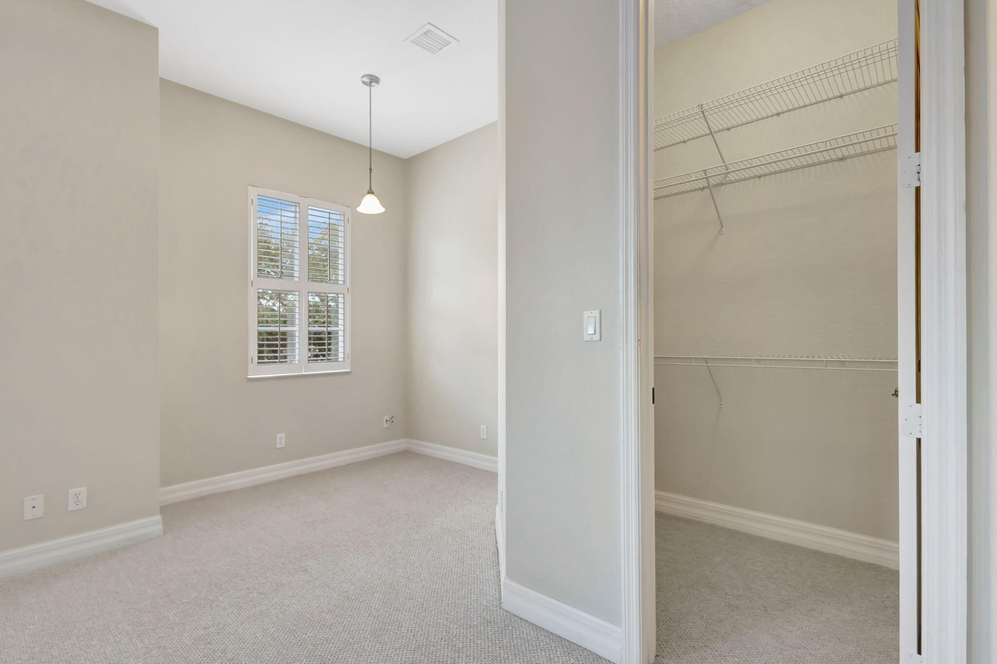 CANTERBURY PLACE - Residential