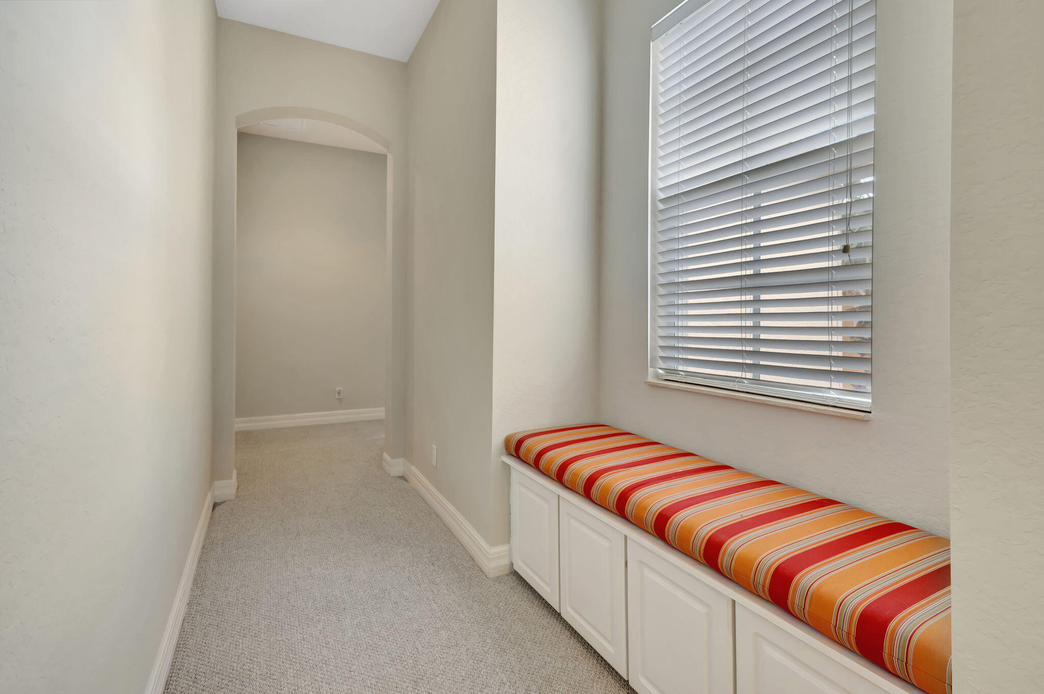 CANTERBURY PLACE - Residential