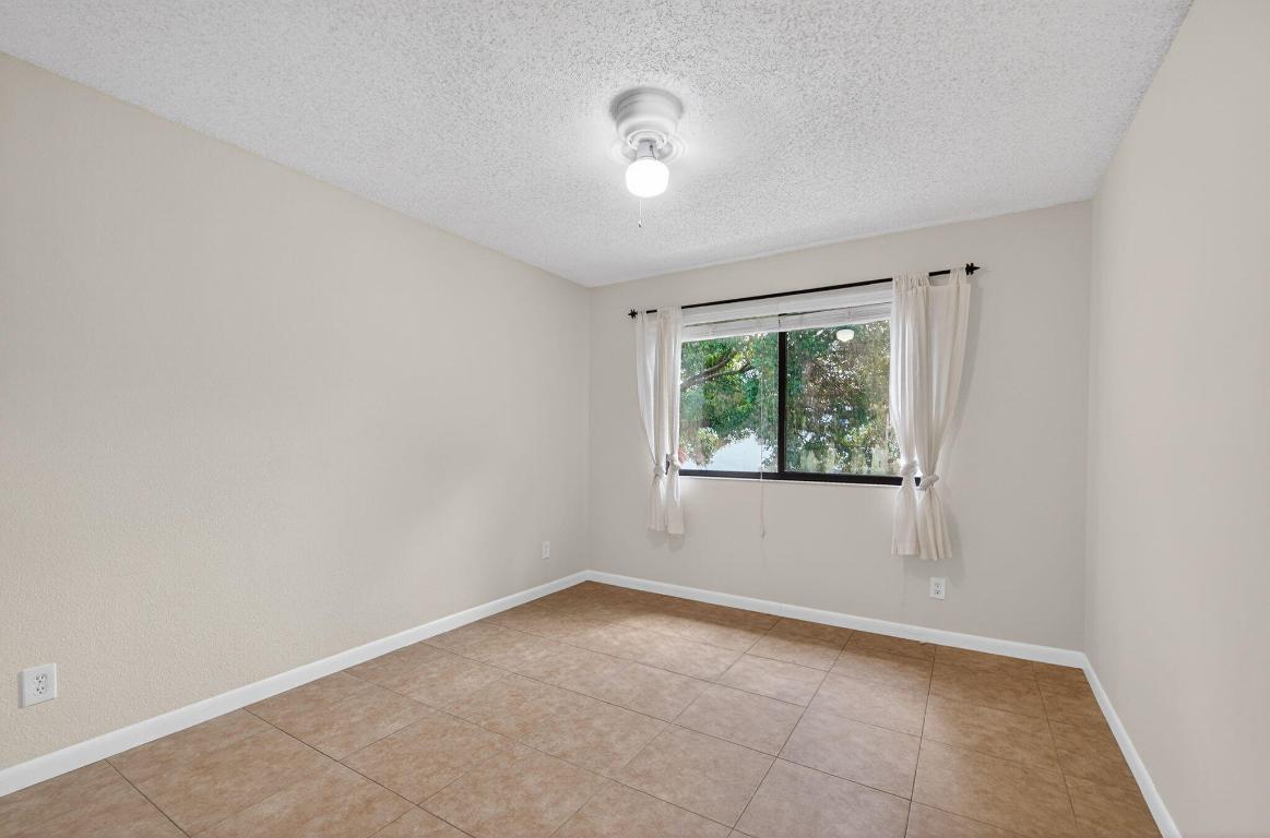 VISCONTI CONDO - Residential