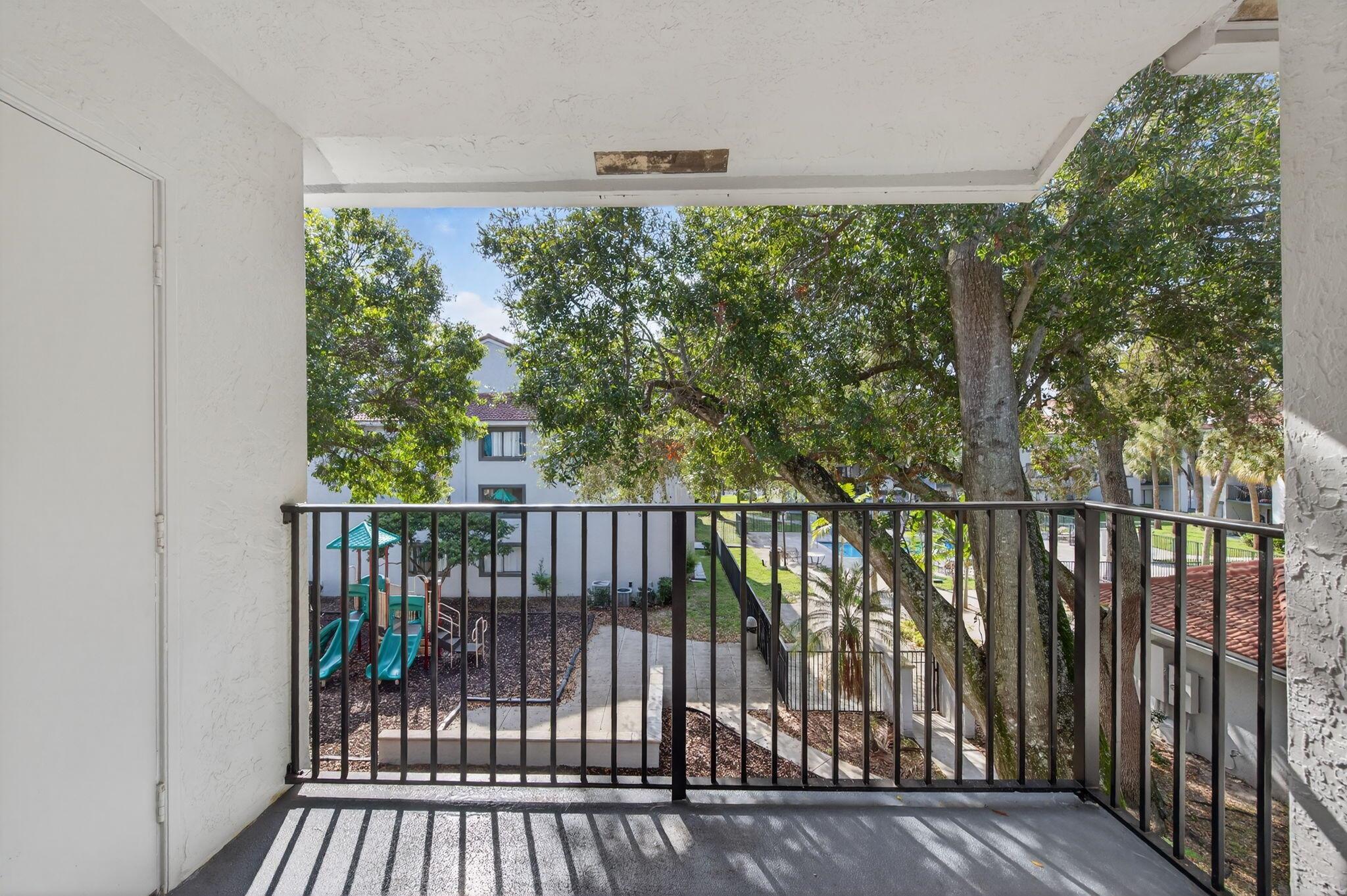 VISCONTI CONDO - Residential