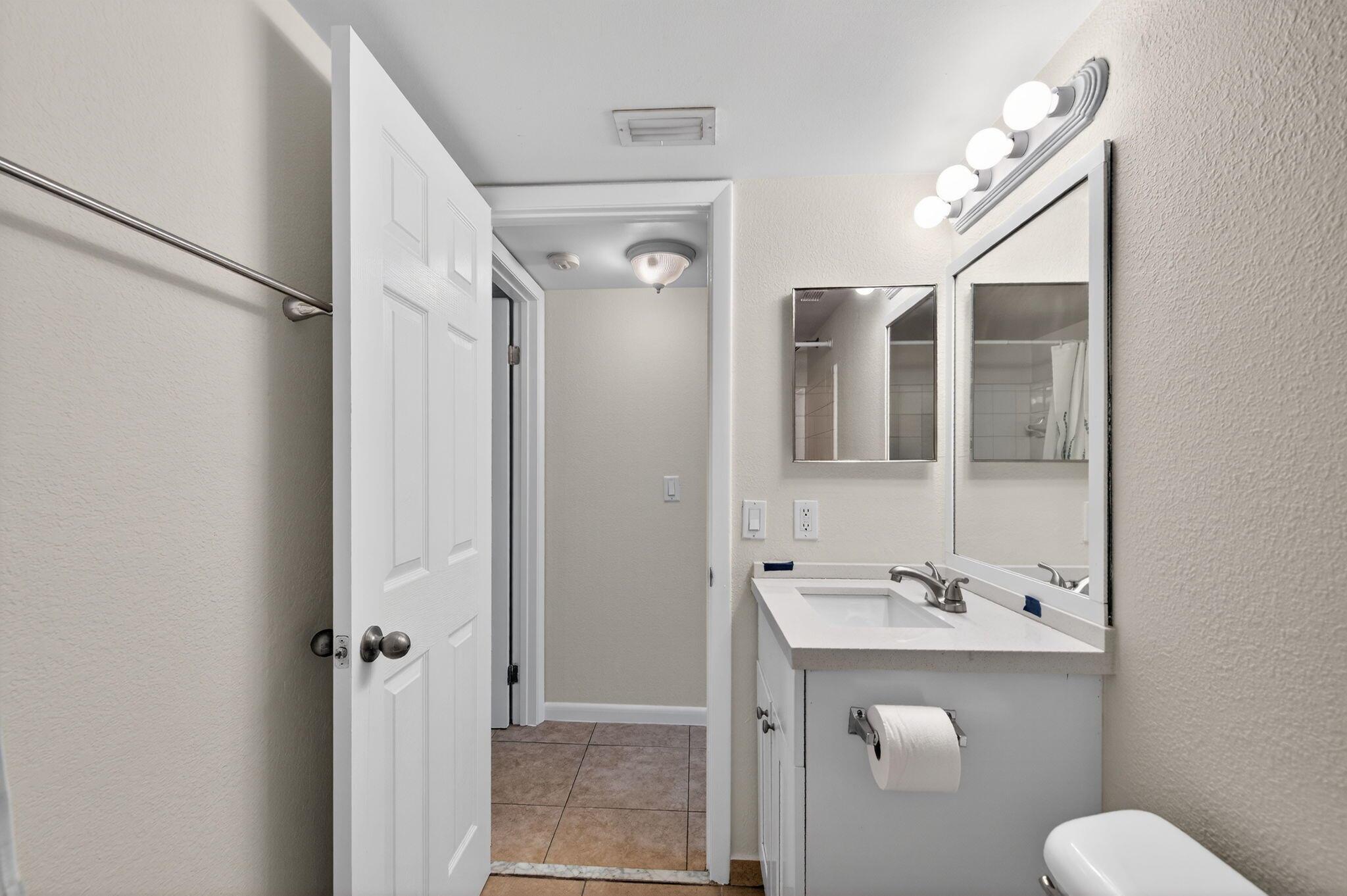 VISCONTI CONDO - Residential