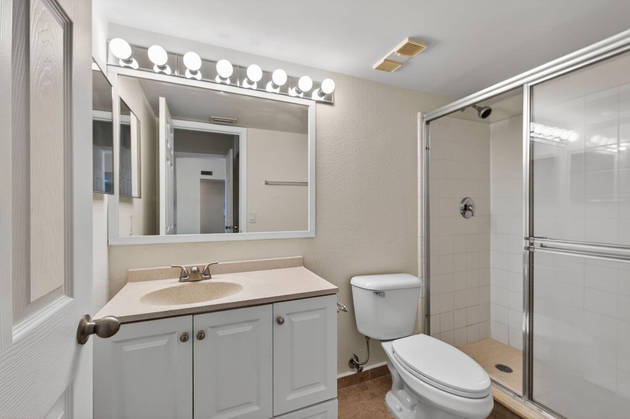 VISCONTI CONDO - Residential