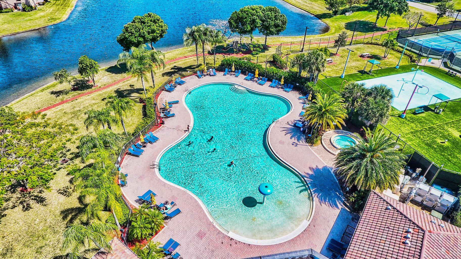 RENAISSANCE SEC 4 1 - Residential Lease