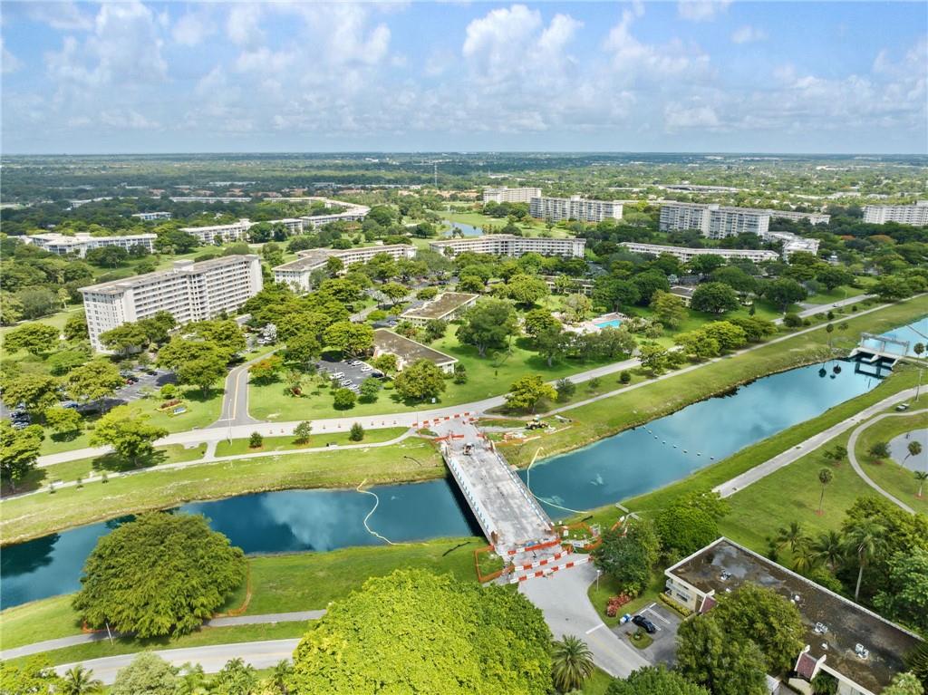 Palm Aire - Residential