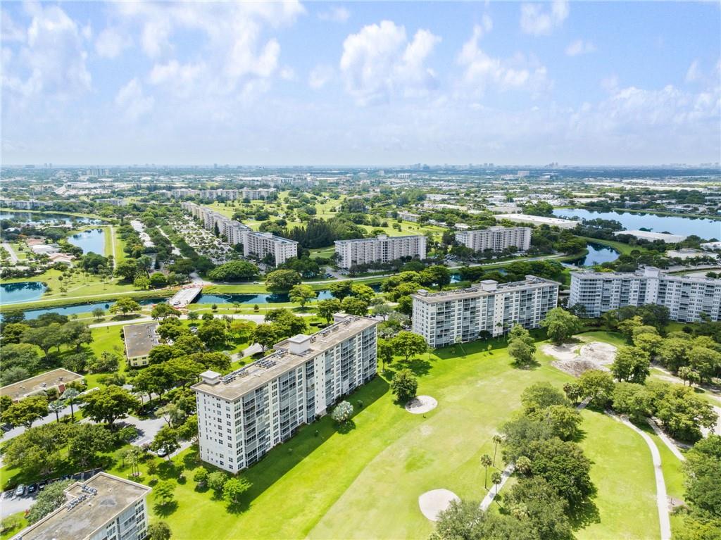 Palm Aire - Residential