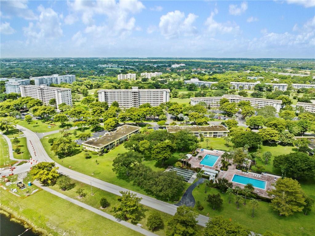 Palm Aire - Residential