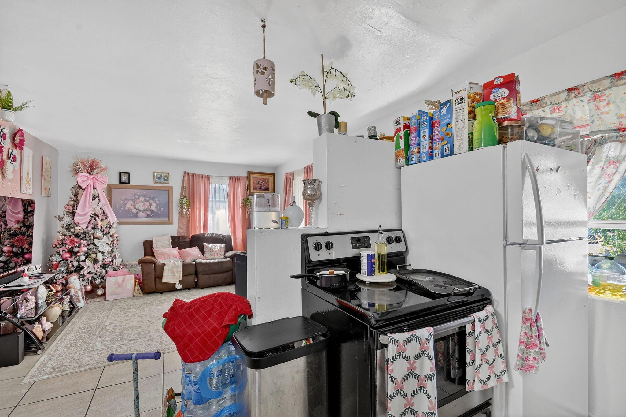 LAKE WORTH TOWN OF ADD 1 - Residential Income