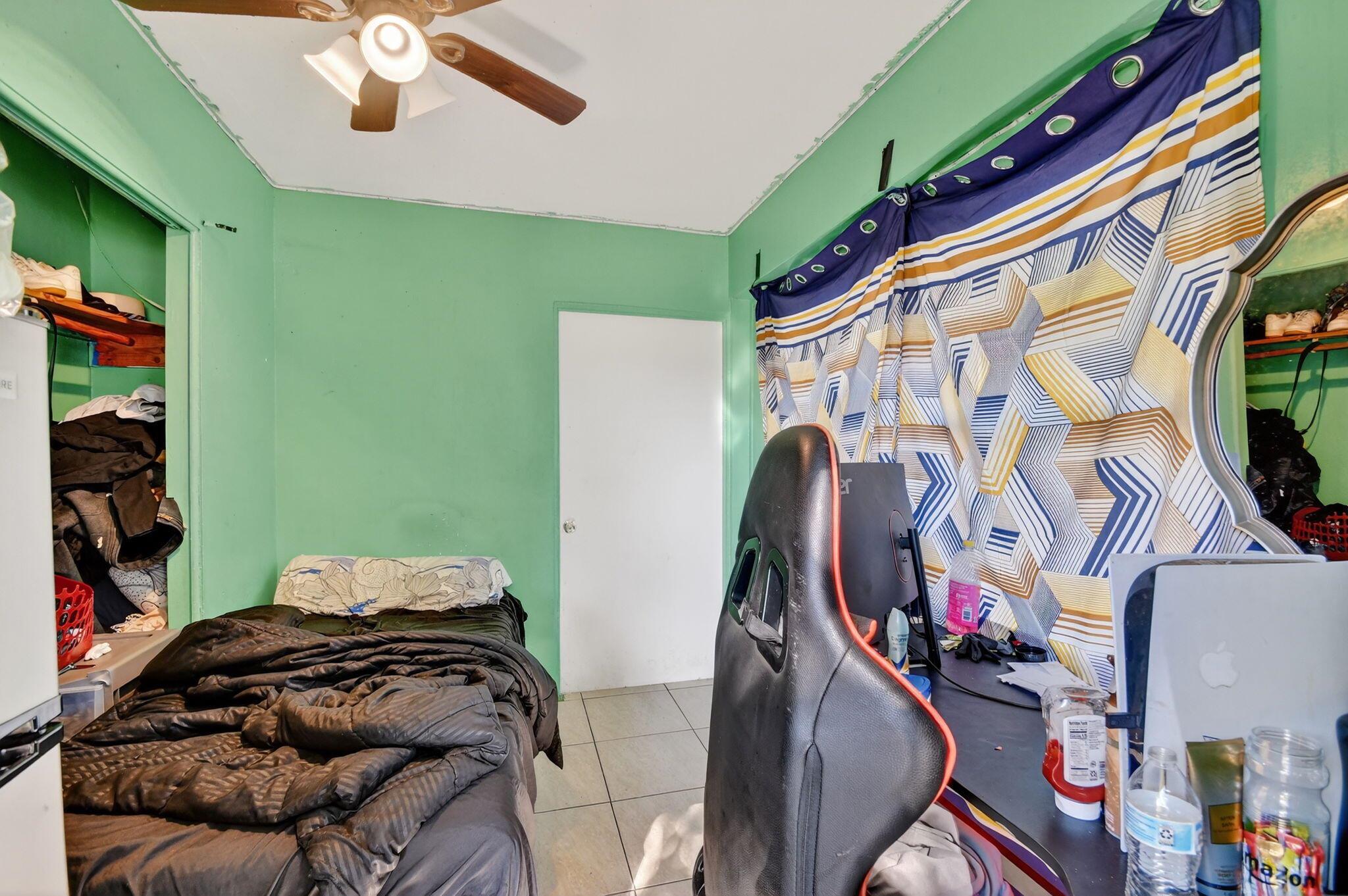 LAKE WORTH TOWN OF ADD 1 - Residential Income