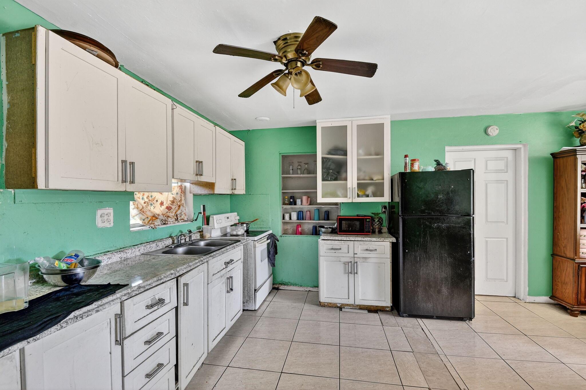 LAKE WORTH TOWN OF ADD 1 - Residential Income