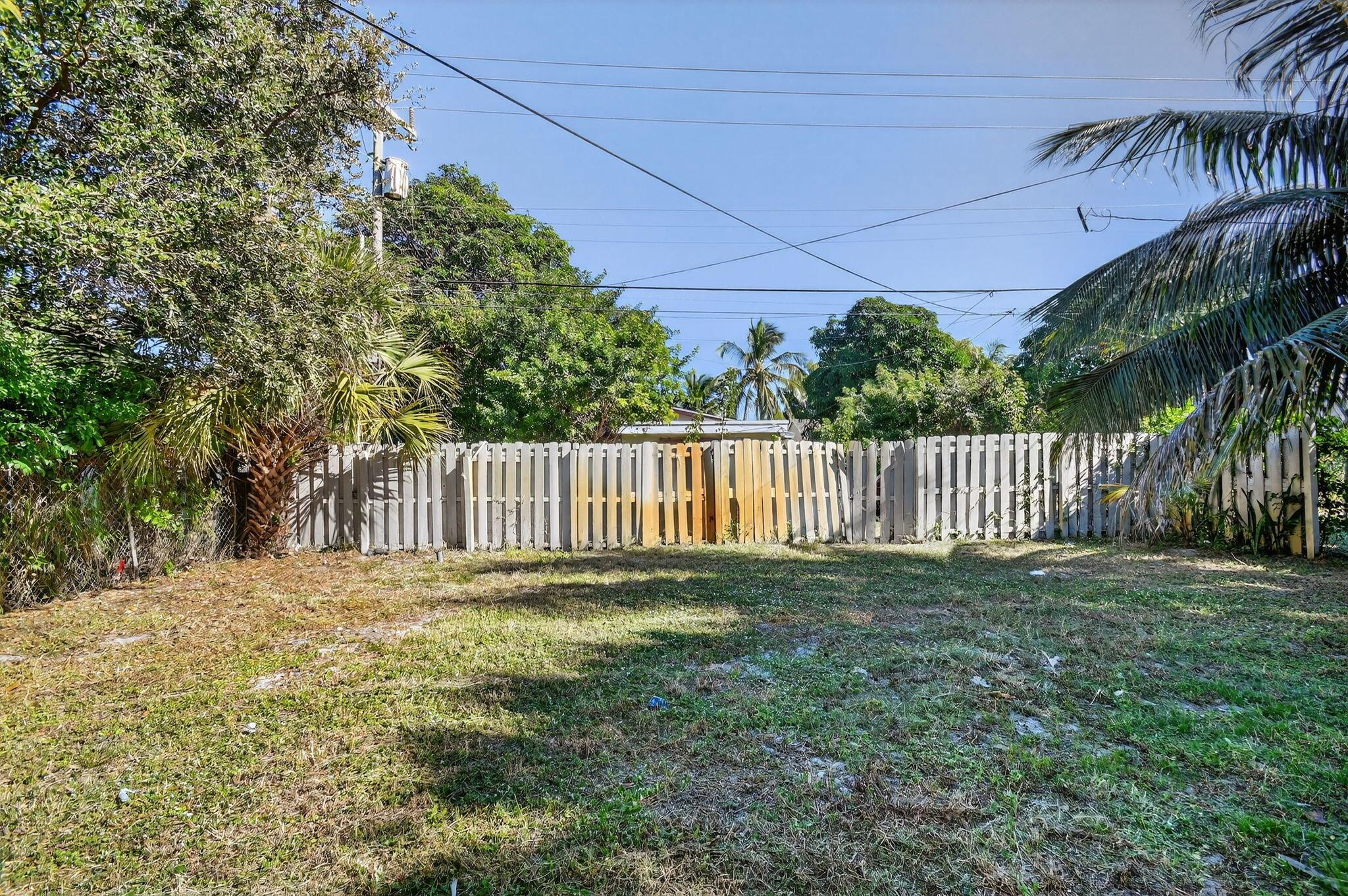 LAKE WORTH TOWN OF ADD 1 - Residential Income