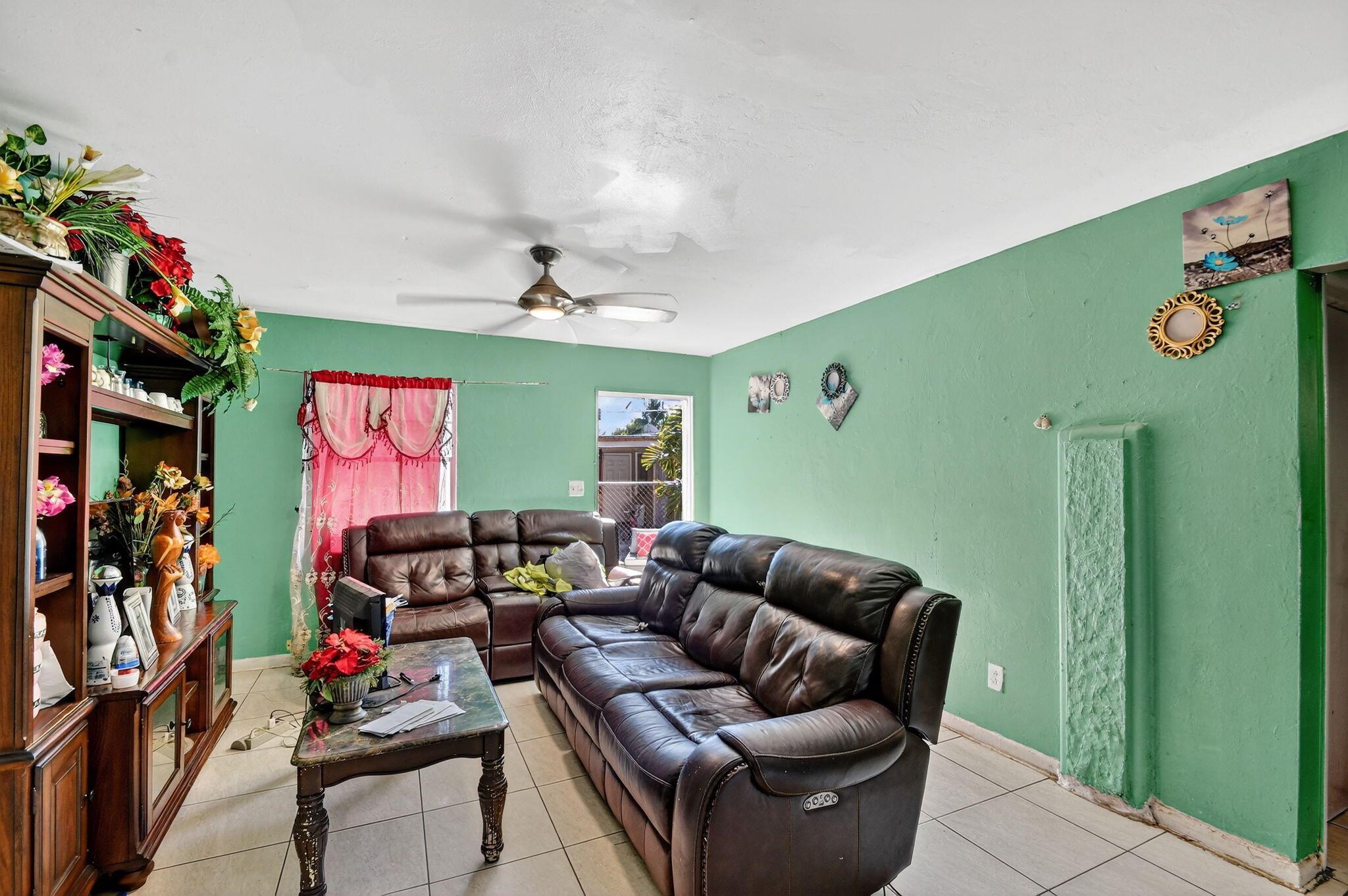 LAKE WORTH TOWN OF ADD 1 - Residential Income