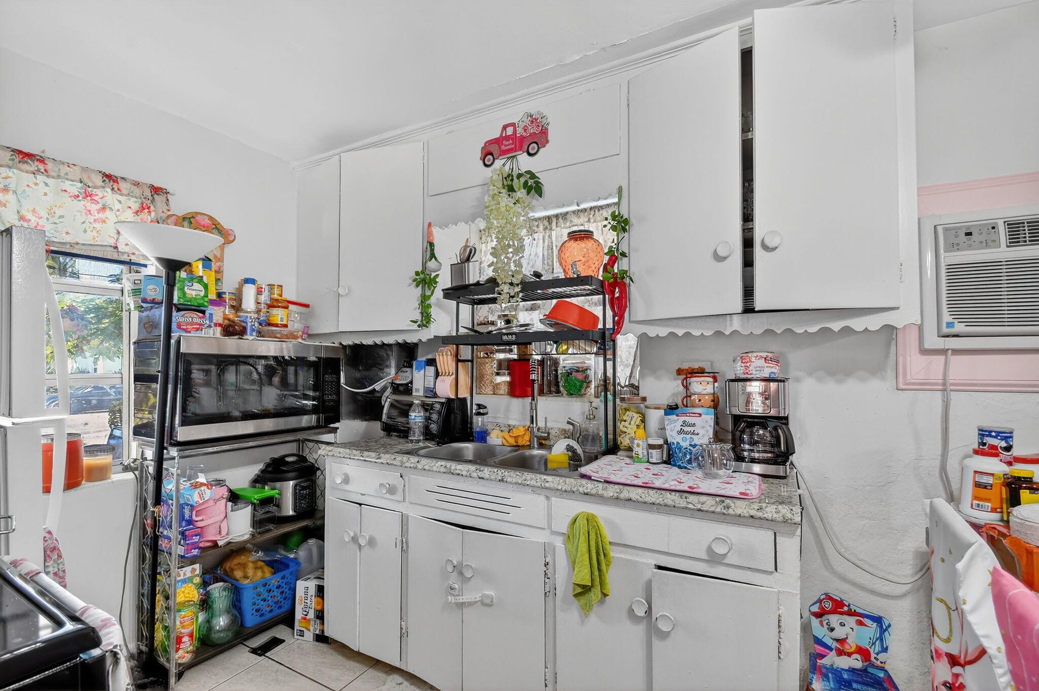 LAKE WORTH TOWN OF ADD 1 - Residential Income