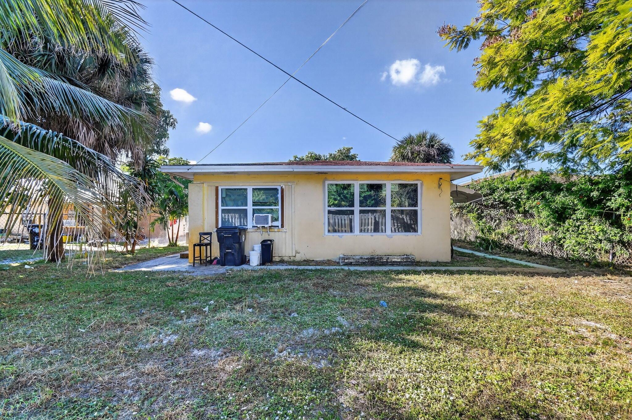 LAKE WORTH TOWN OF ADD 1 - Residential Income