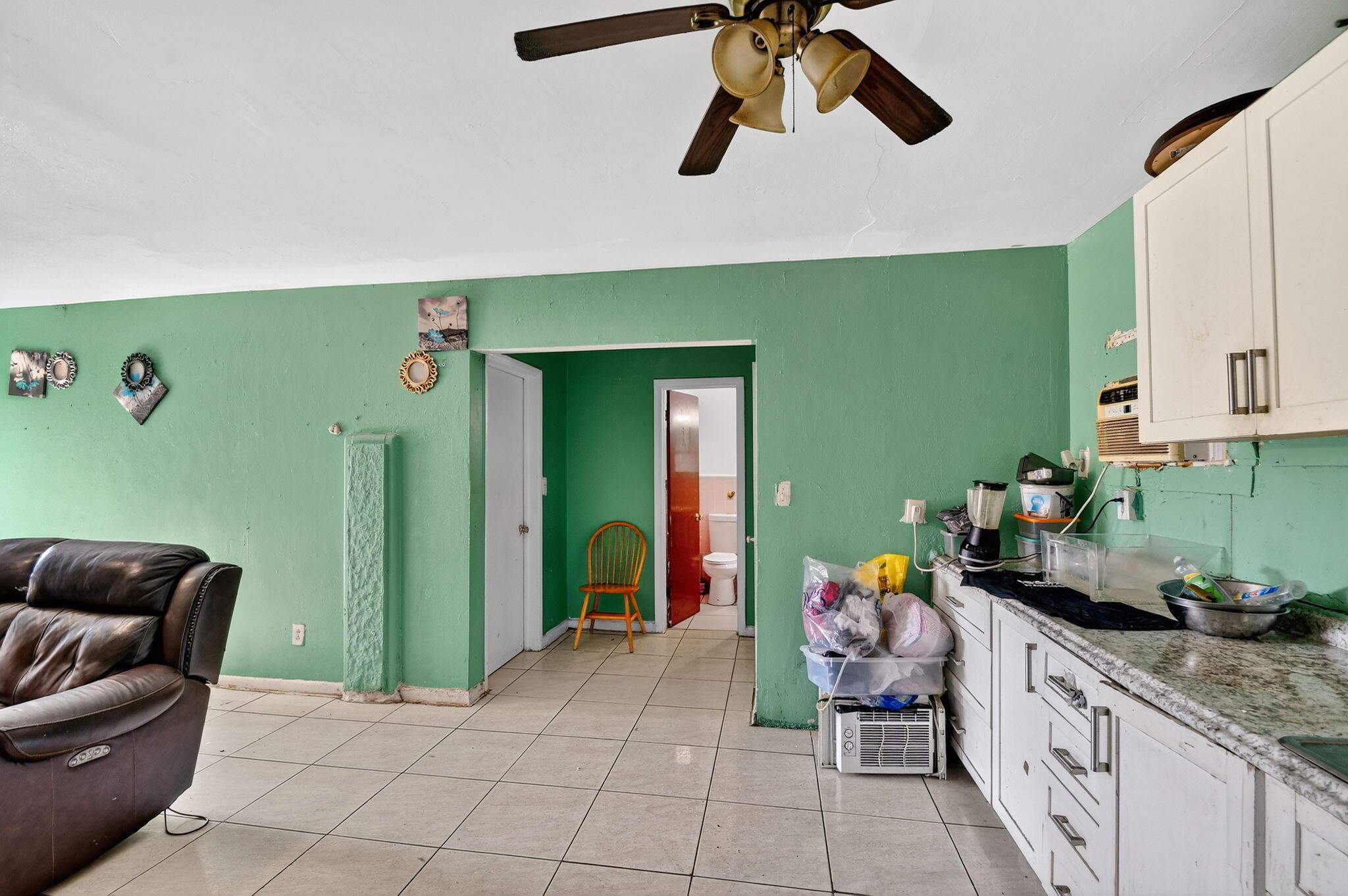 LAKE WORTH TOWN OF ADD 1 - Residential Income