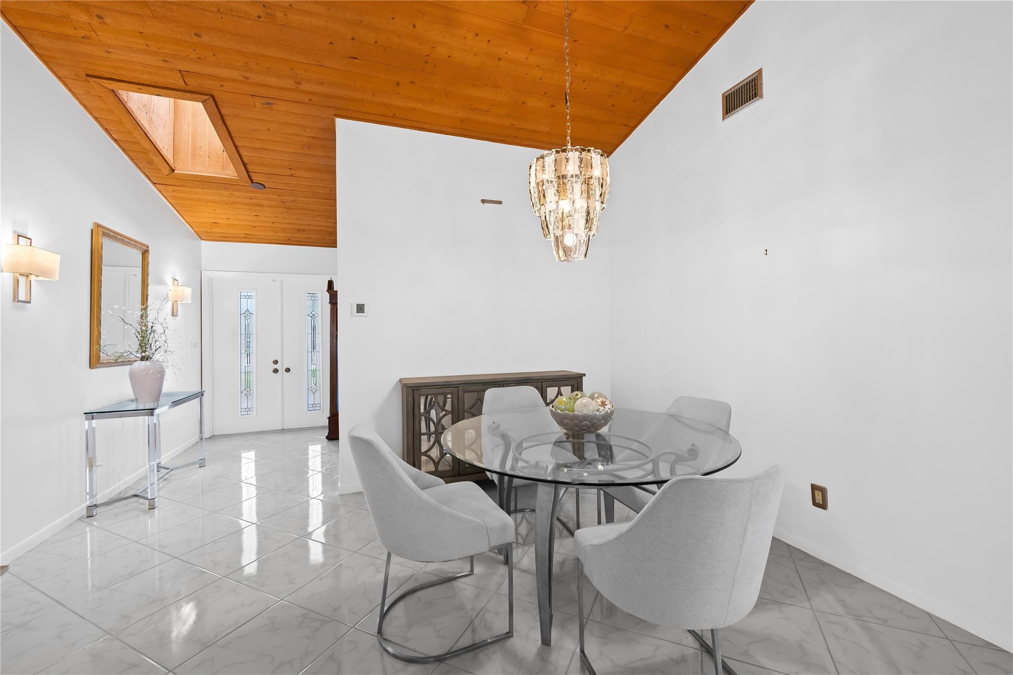 Crystal Heights 80-48 B - Residential