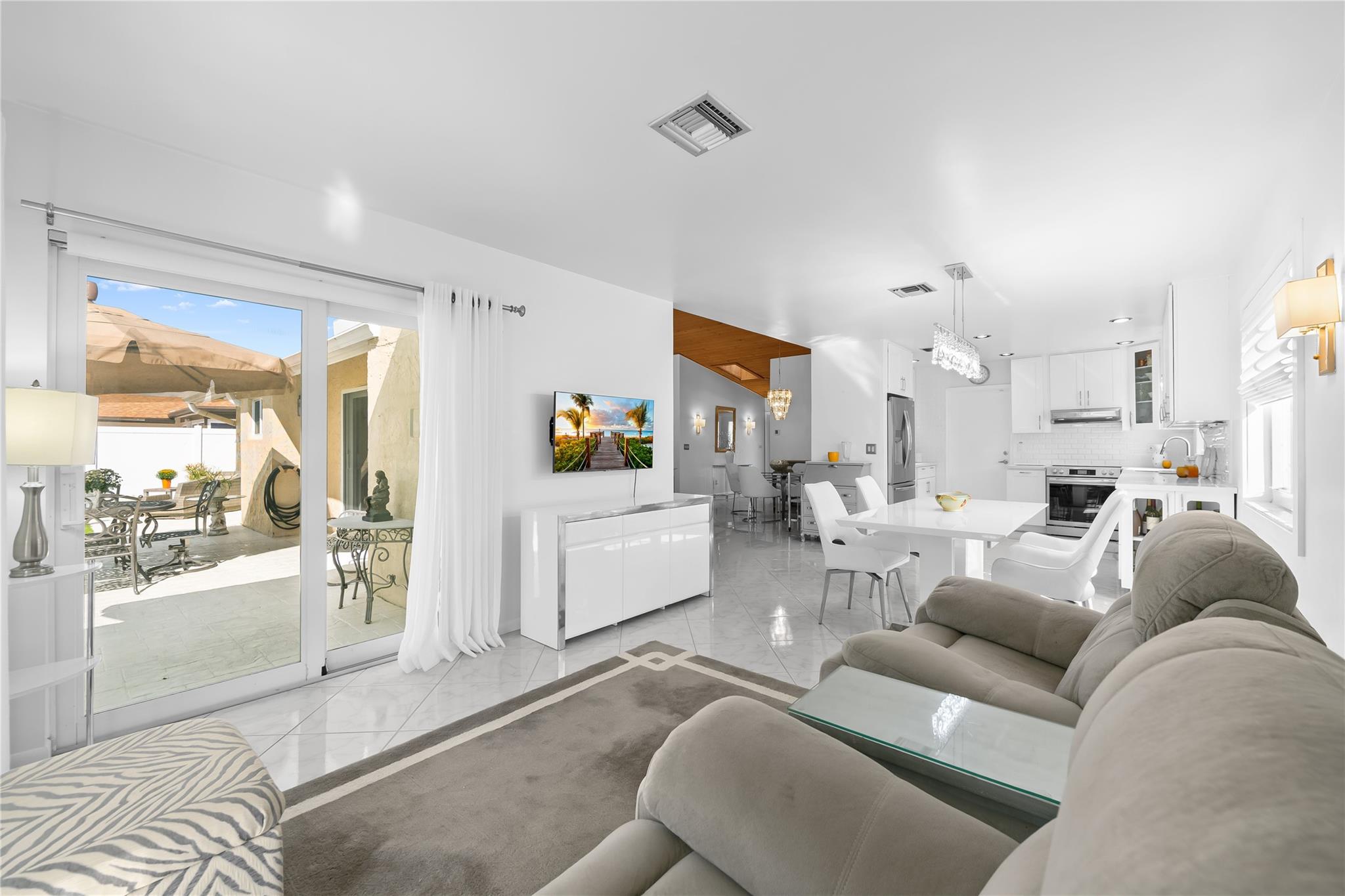 Crystal Heights 80-48 B - Residential