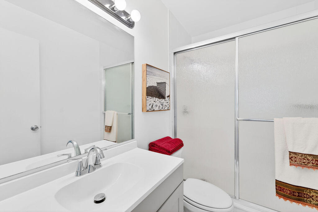 GLENBROOK CONDO - Residential