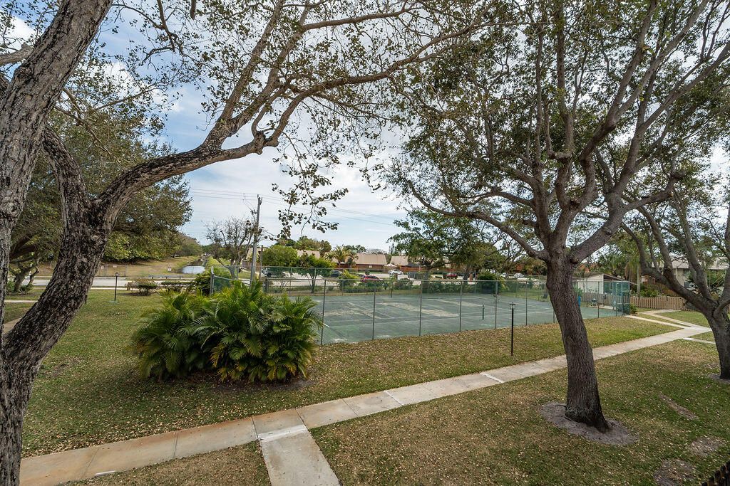 Photo of 3402 E Gardens East Drive #7b, Palm Beach Gardens, FL 33410 (MLS # R11165455)