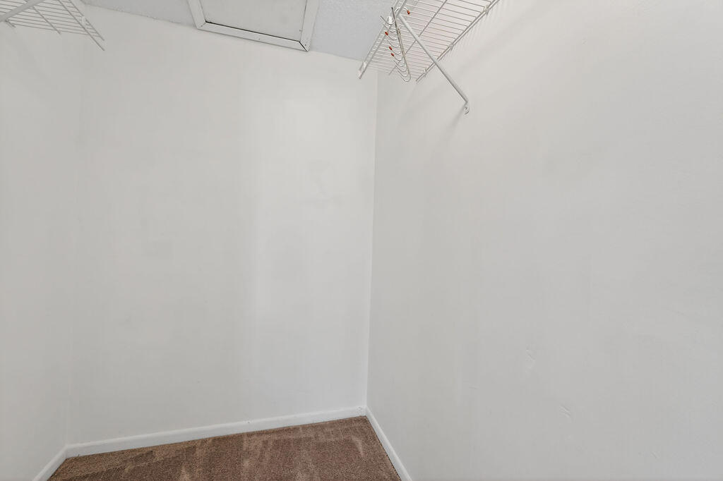 GLENBROOK CONDO - Residential