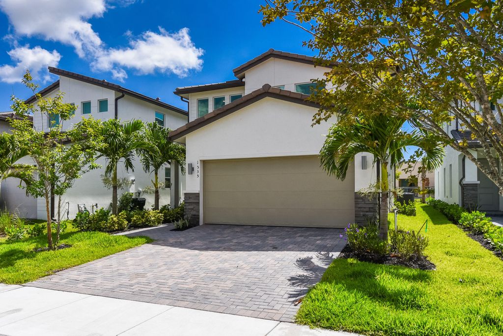 Photo of 1535 Verawood Lane, Delray Beach, FL 33445 (MLS # R11106630)