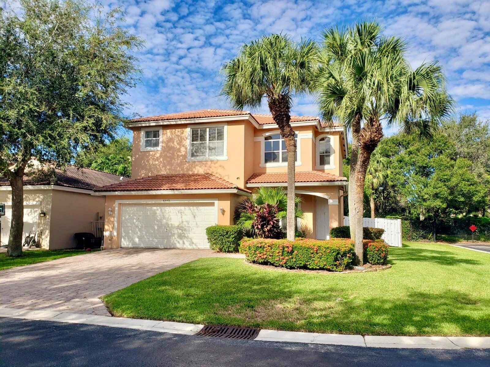 COCOPLUM - Residential Lease