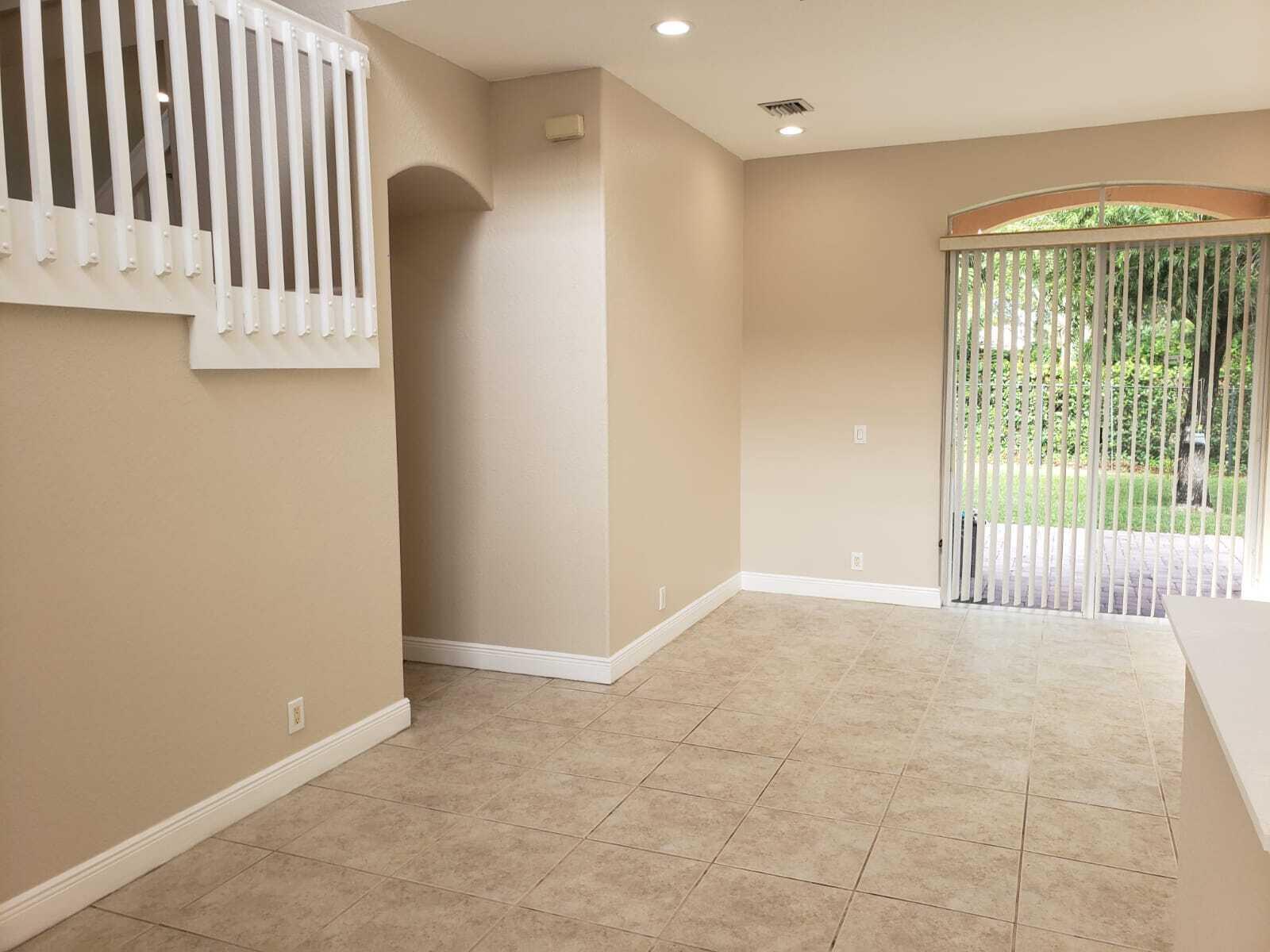 COCOPLUM - Residential Lease