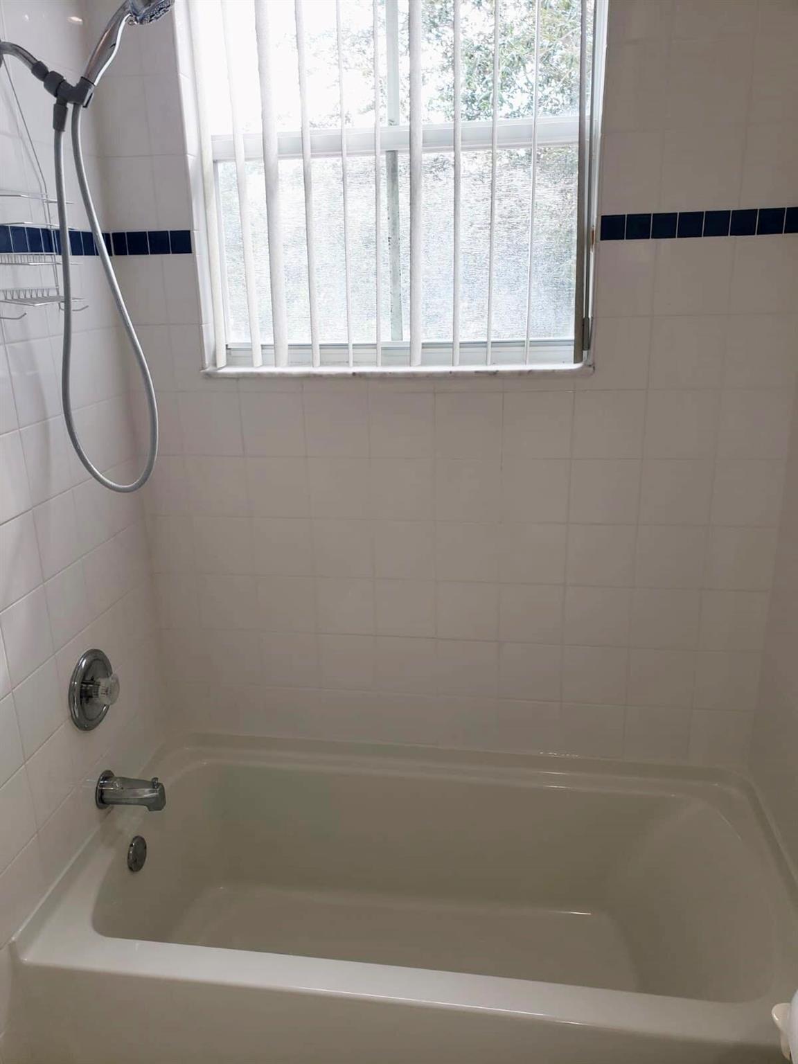 COCOPLUM - Residential Lease