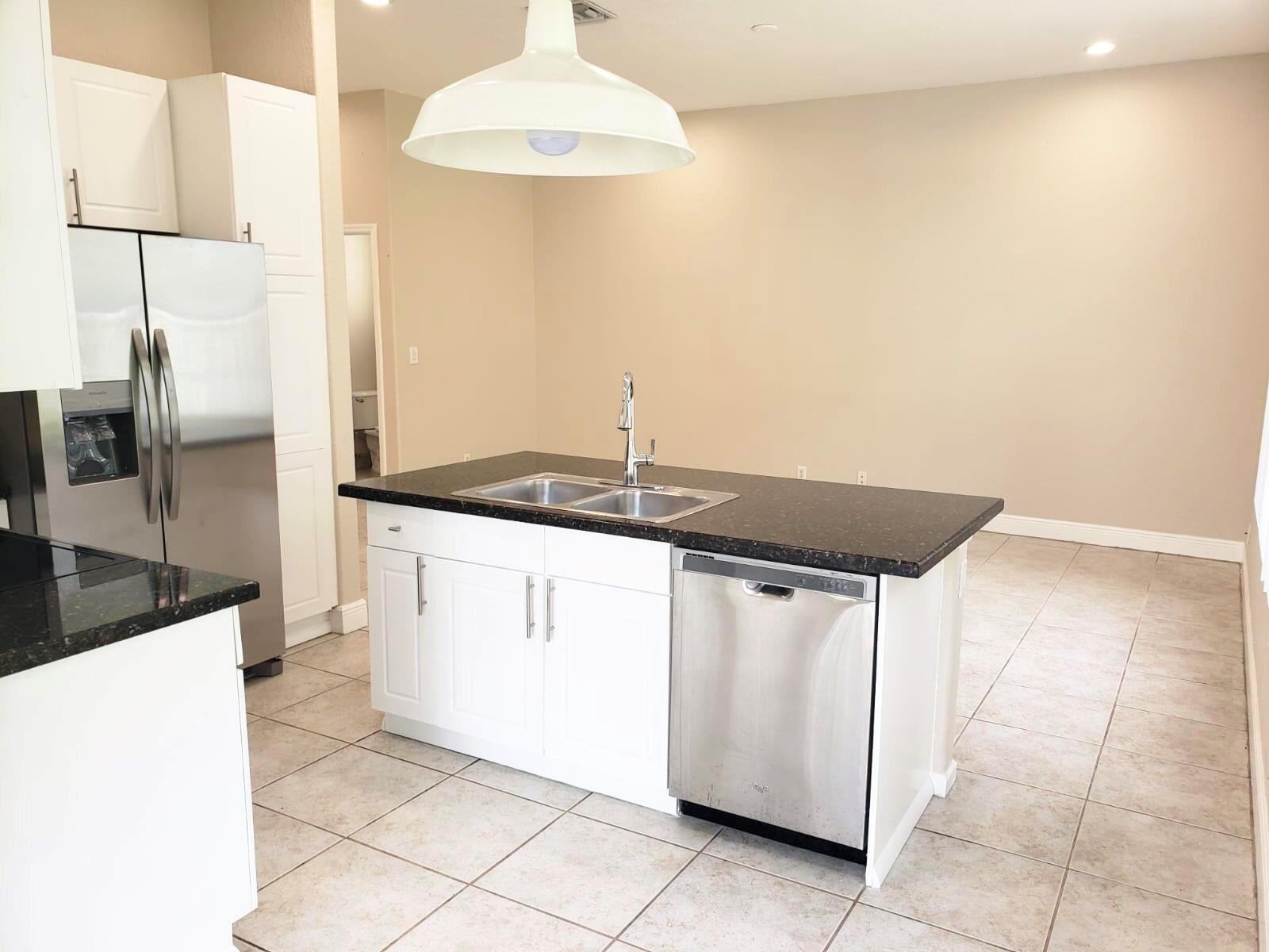 COCOPLUM - Residential Lease